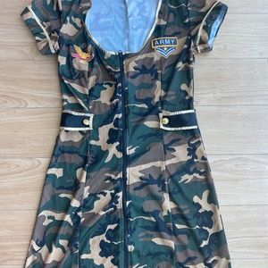 Women’s Army Halloween Costume